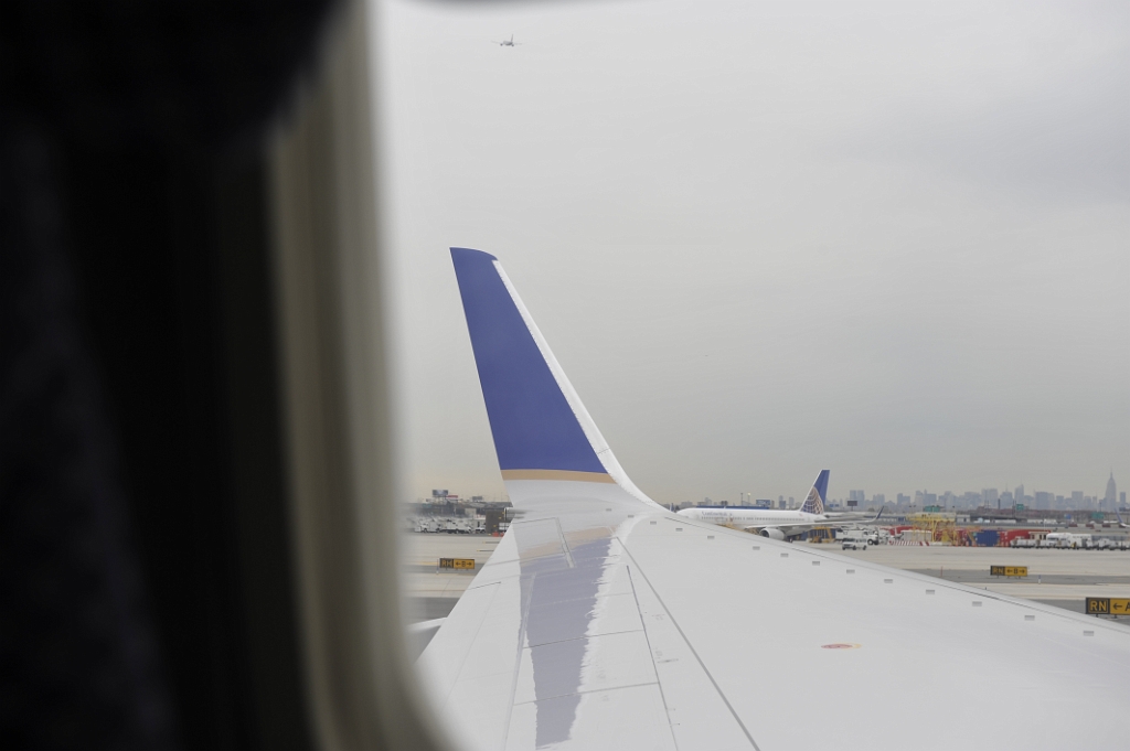 _DSC3502.JPG - Before take off at EWR